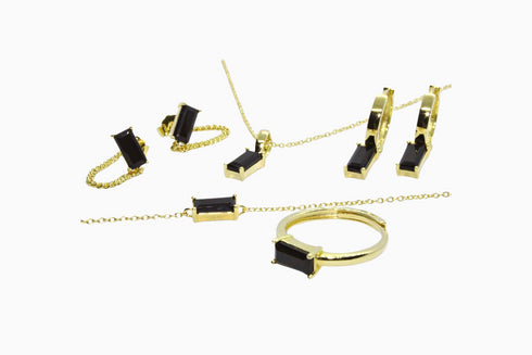 Ameya अमेय | Onyx | Ring | 18K Vermeil Vergoldung